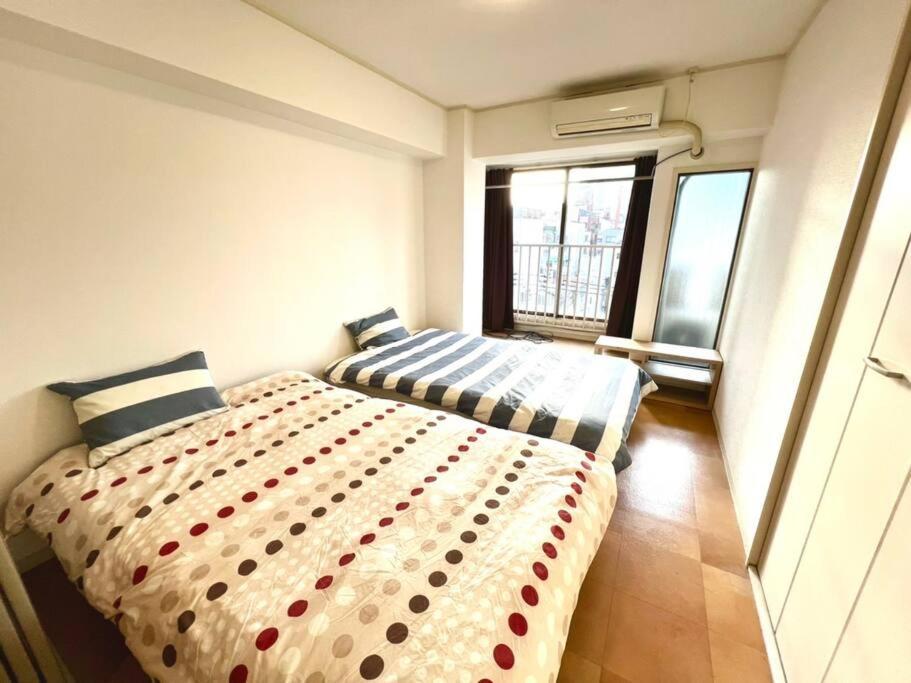 ２ Beds. Comfortable . Dotonbori / Kuromon Market. Osaka Exterior photo